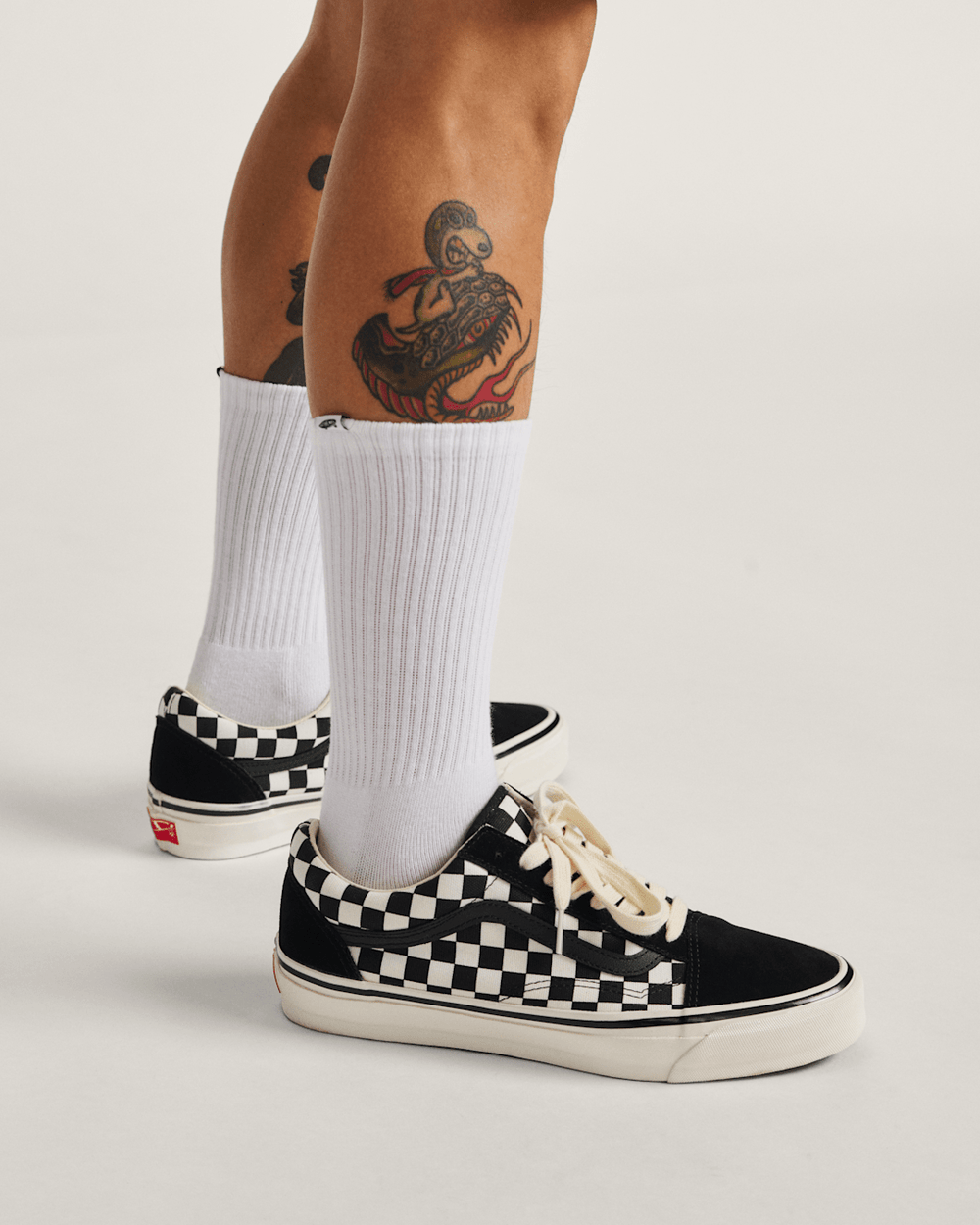 Women|Men Vans Premium Old Skool Checkerboard Shoe in Black / White