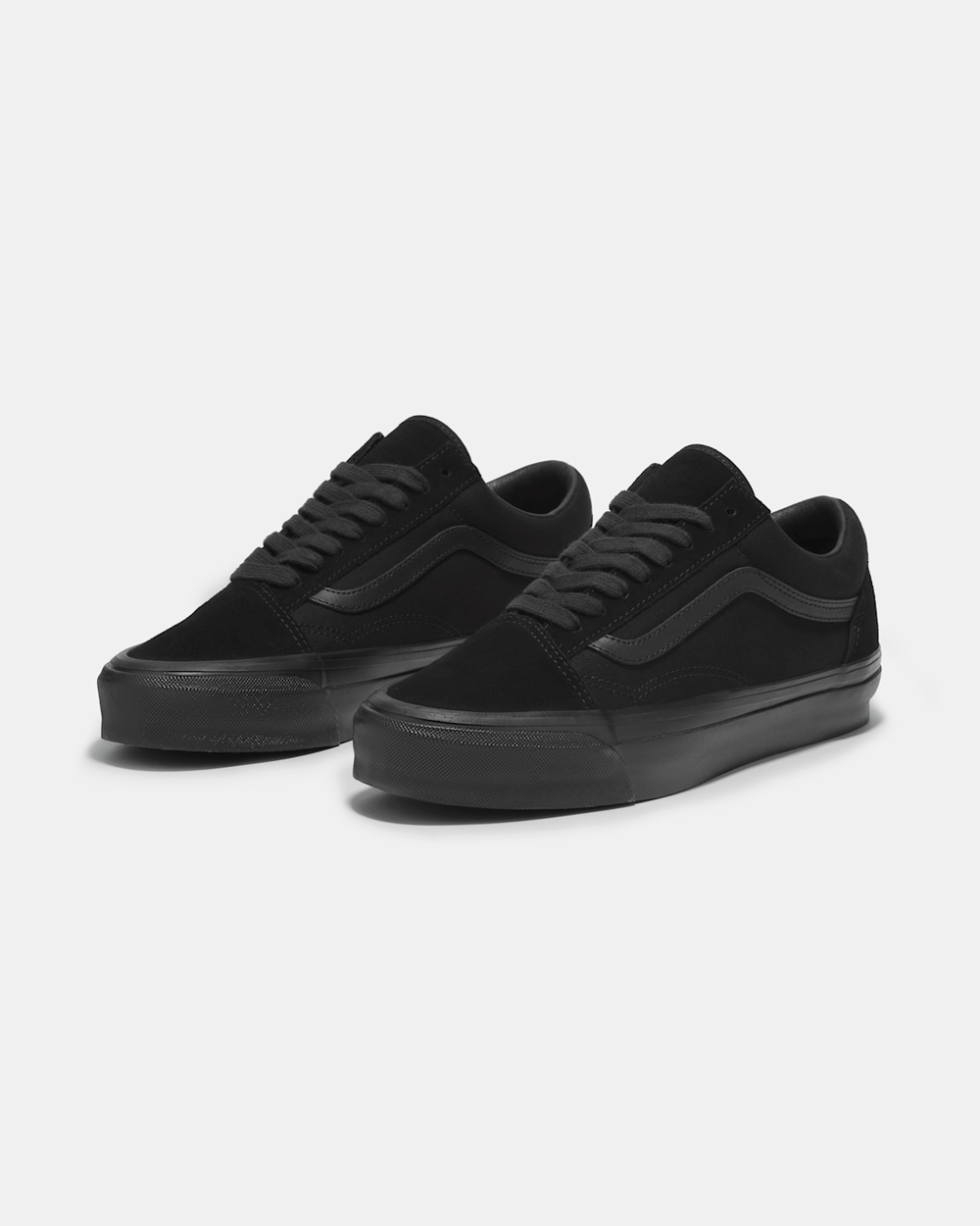 Women|Men Vans Premium Old Skool Shoe in Blackout