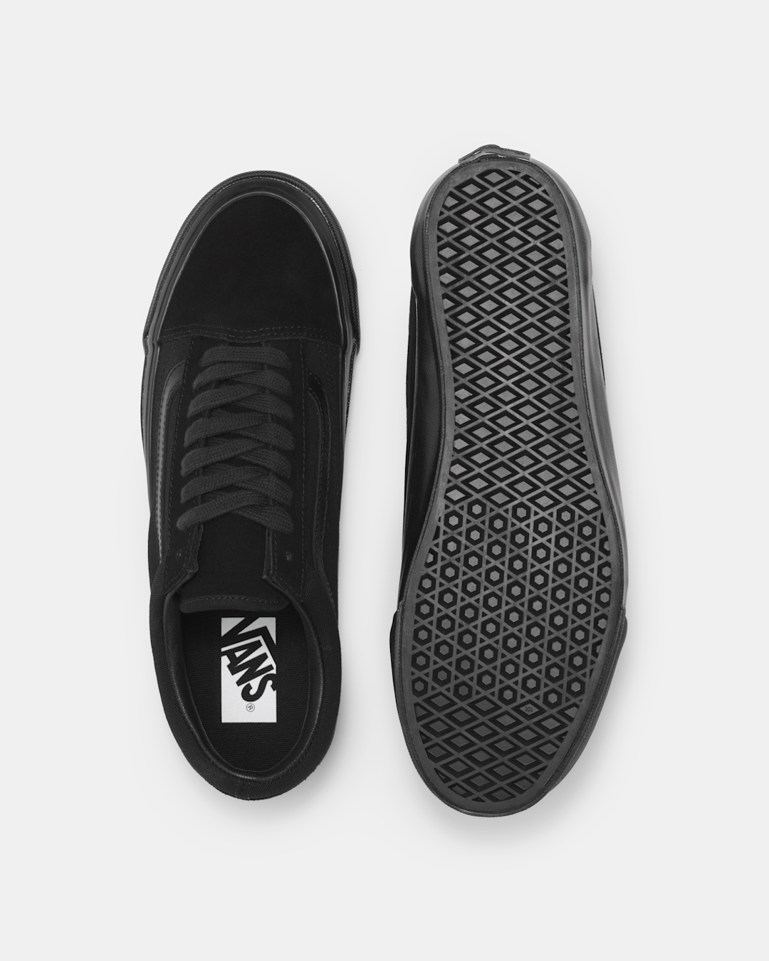 Women|Men Vans Premium Old Skool Shoe in Blackout