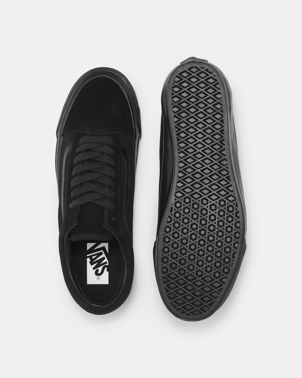 Women|Men Vans Premium Old Skool Shoe in Blackout