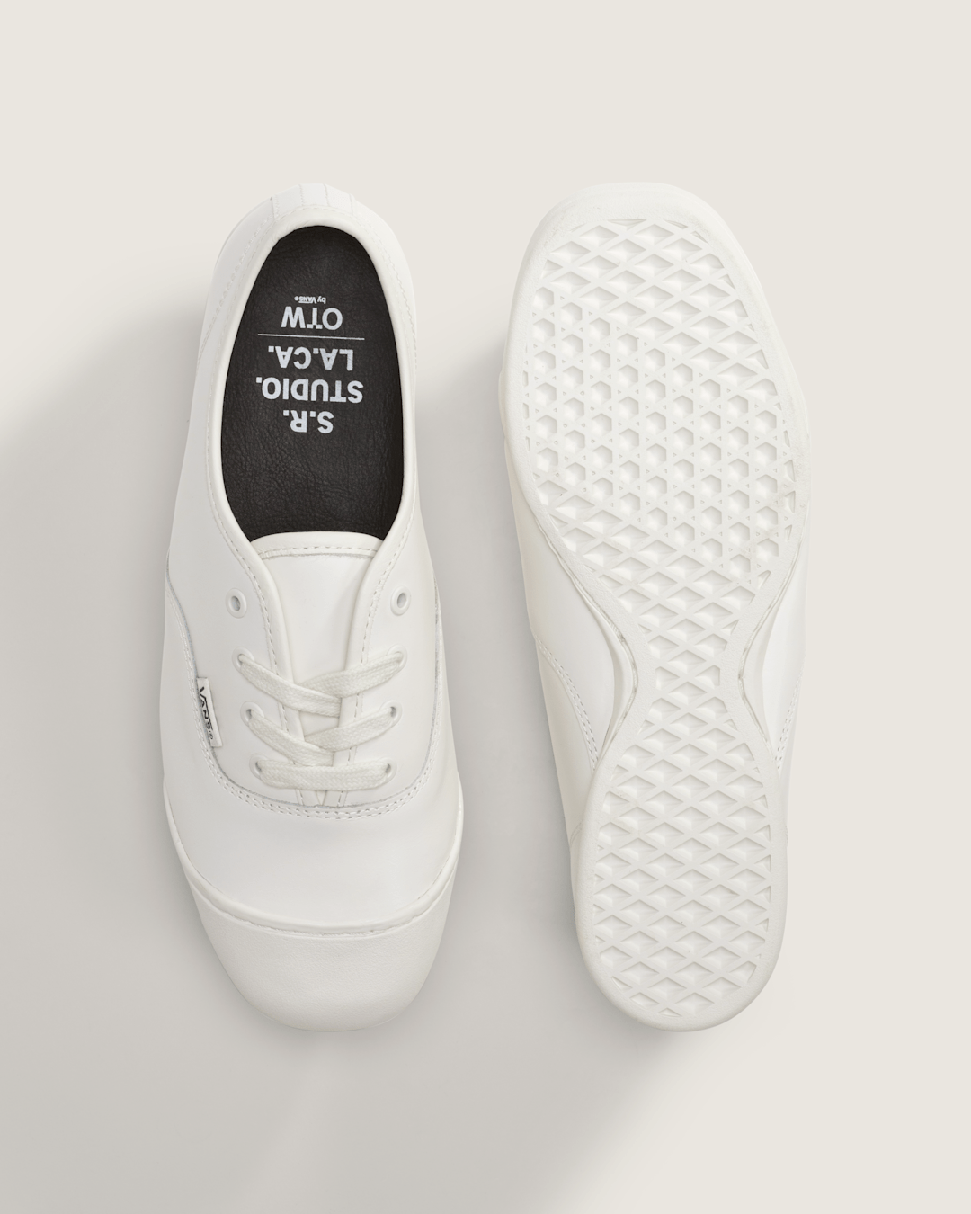Women Vans OTW by Vans X S.R. STUDIO. LA. CA. Authentic 44 Prima in White