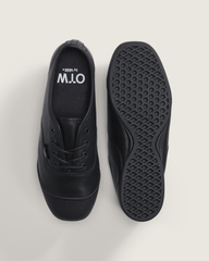 Women Vans OTW Authentic Prima in Blackout