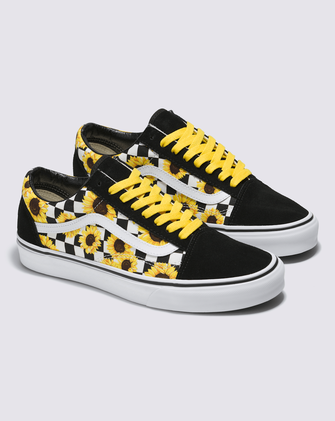 Women Vans Customs Old Skool Checkerboard Shoe in Customs