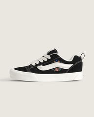 Women Vans Knu Skool Shoe in Black