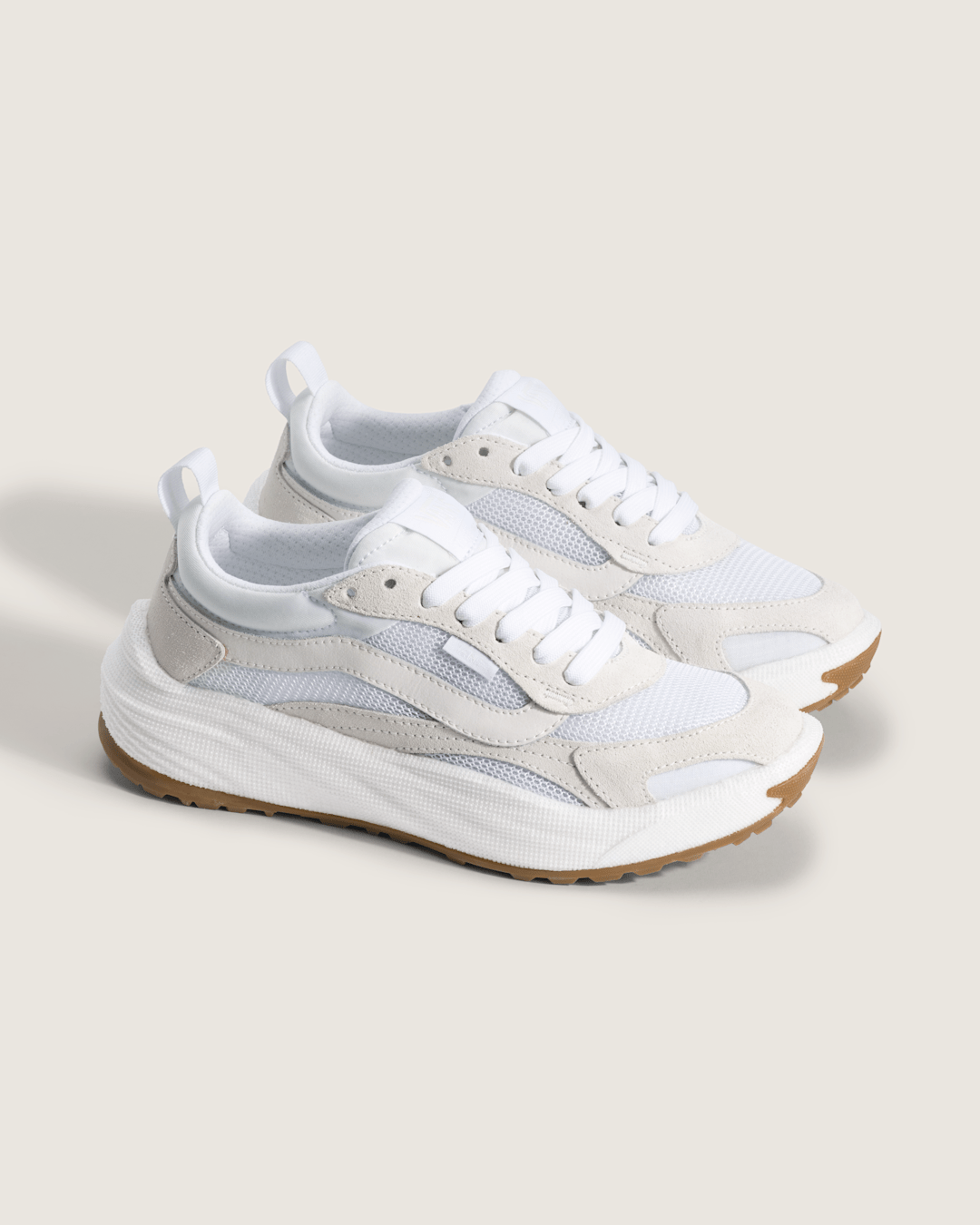 Women Vans UltraRange Neo 2.0 Shoe in White