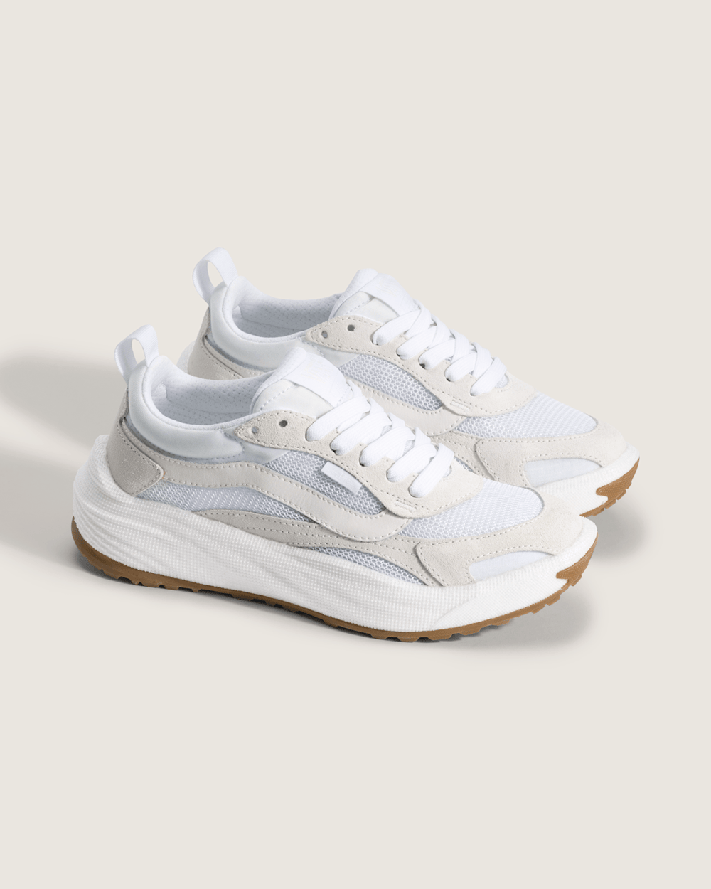 Women Vans UltraRange Neo 2.0 Shoe in White