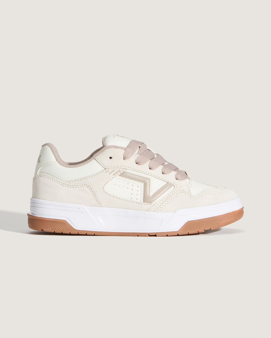 Women Vans Upland Shoe in White / Grey