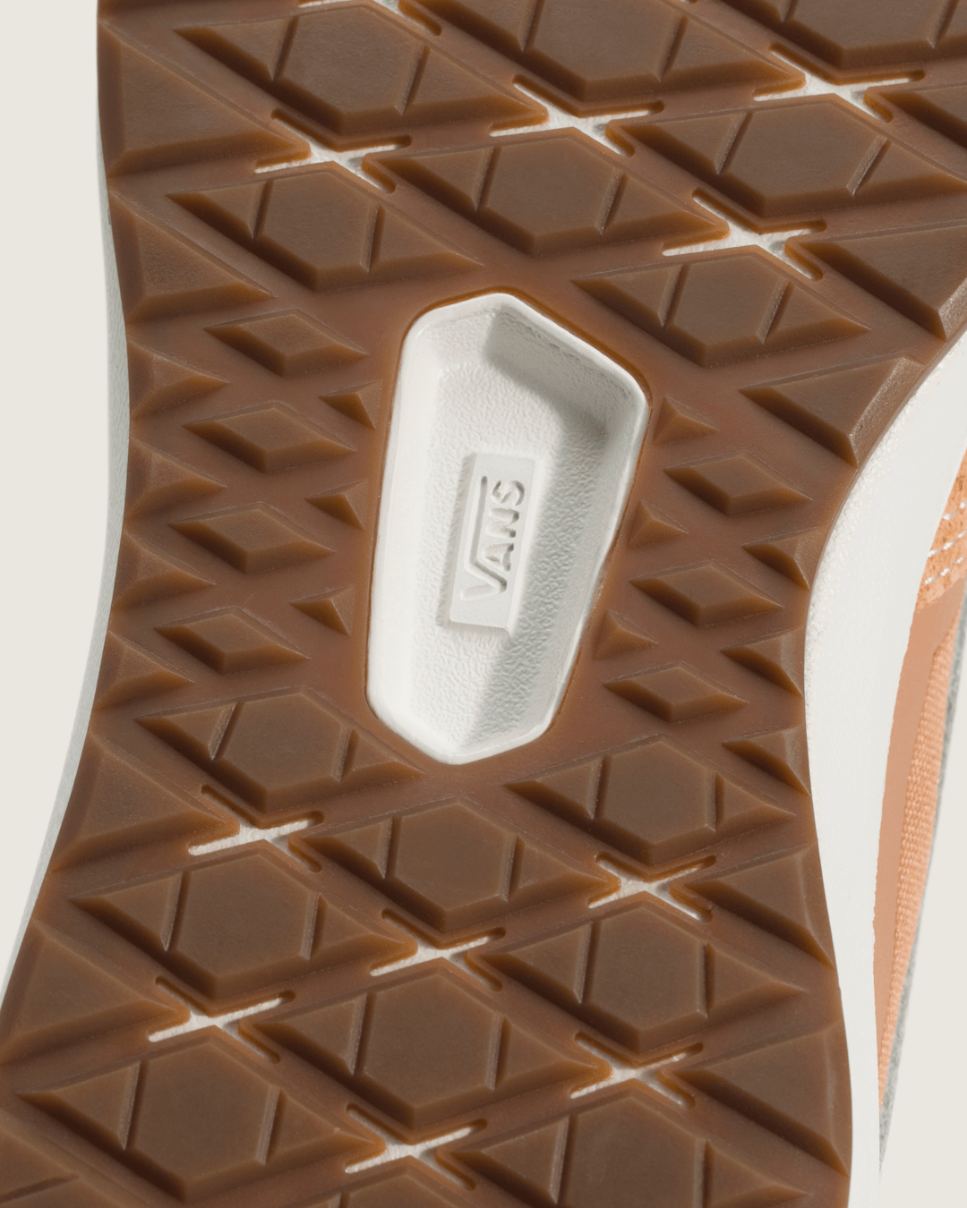 Women Vans UltraRange 2.0 Shoe in Burnt Butterscotch Beige