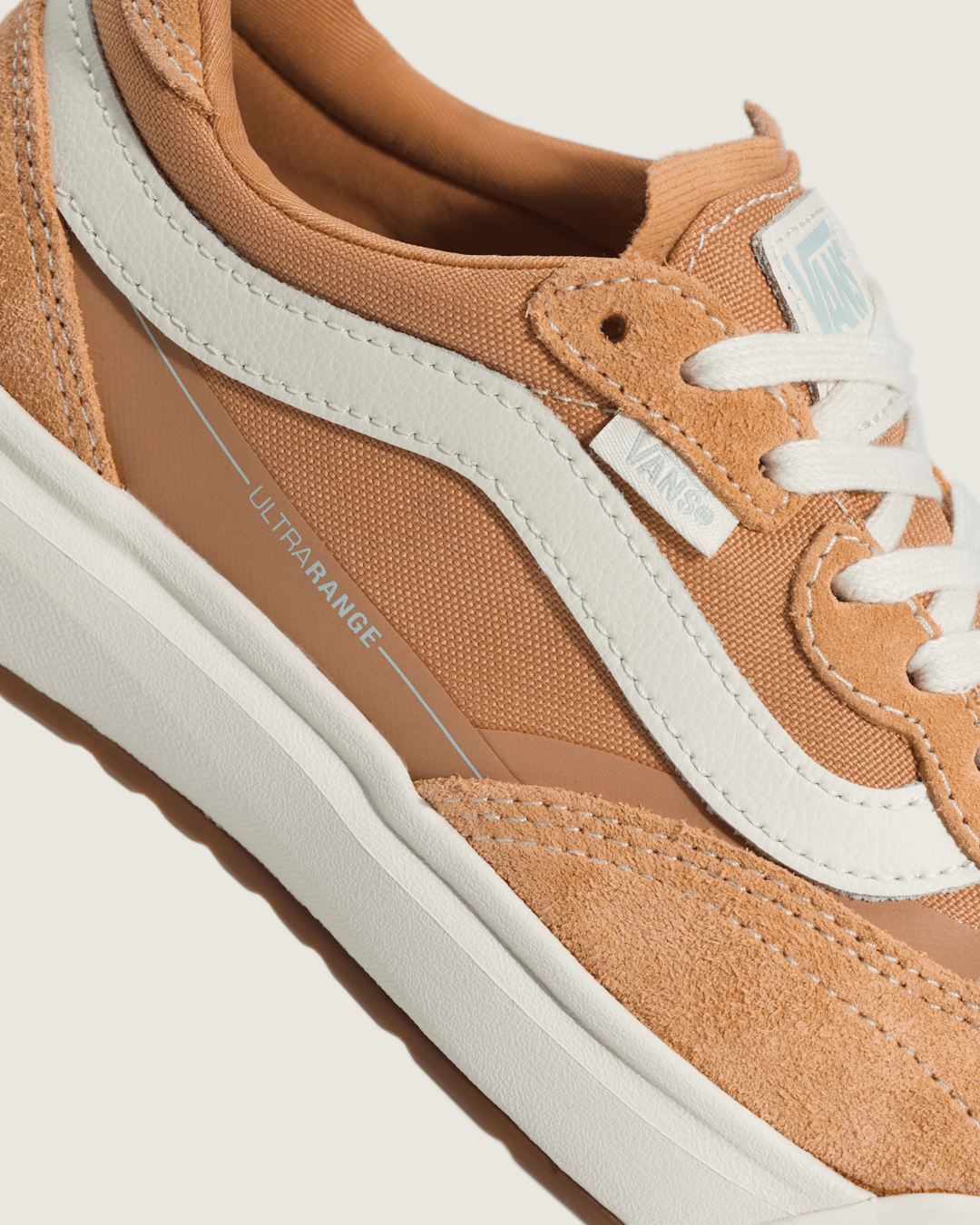 Women Vans UltraRange 2.0 Shoe in Burnt Butterscotch Beige