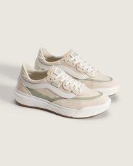 Women Vans UltraRange 2.0 Shoe in Creme Beige