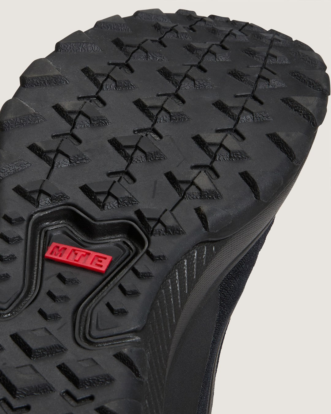 Women|Men Vans Crosspath Shoe in Blackout
