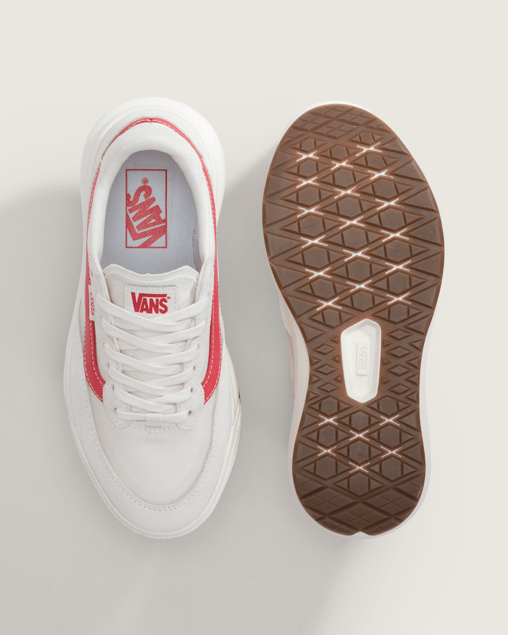 Women Vans UltraRange 2.0 Shoe in Egret White