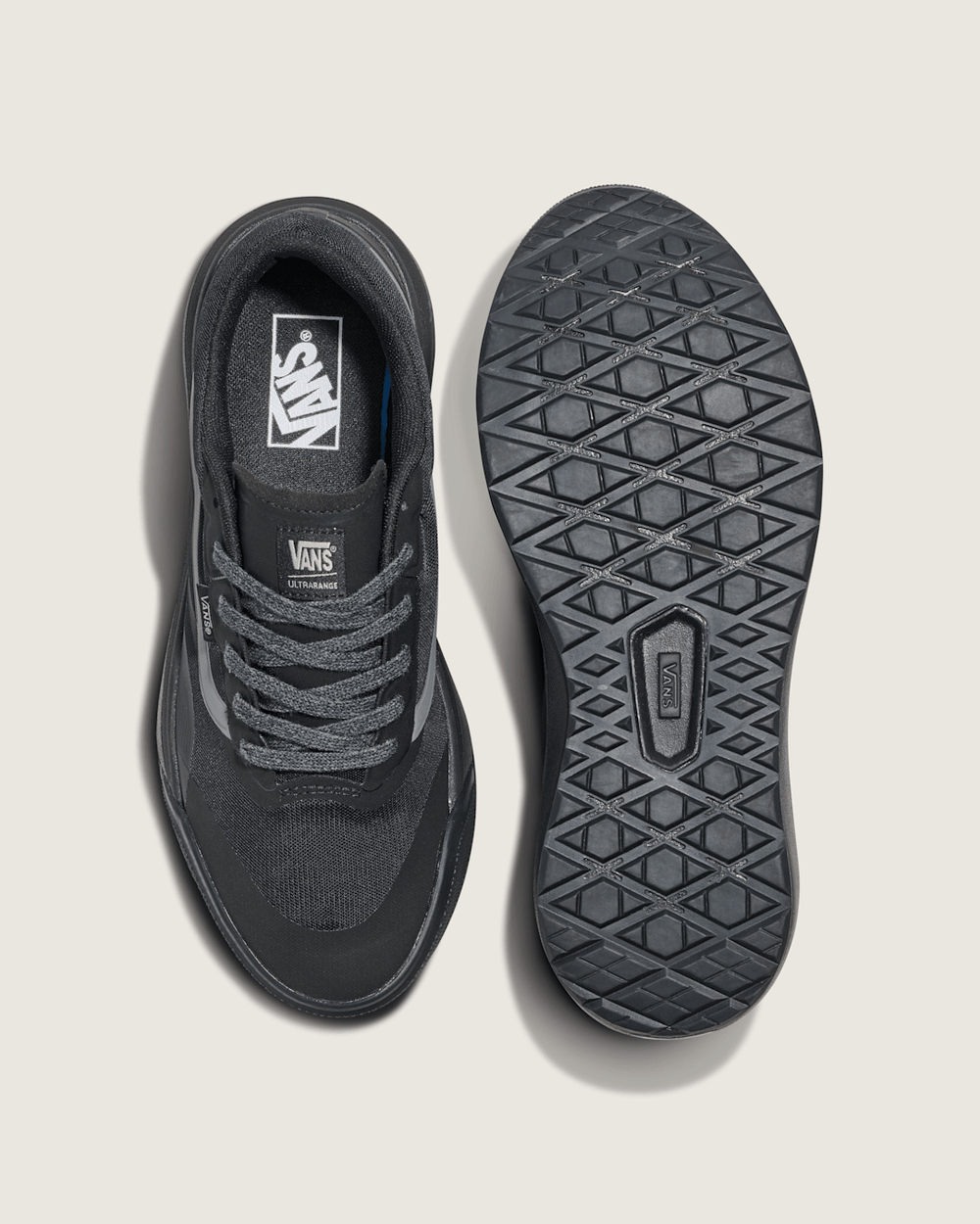 Women|Men Vans UltraRange 2.0 Shoe in Blackout