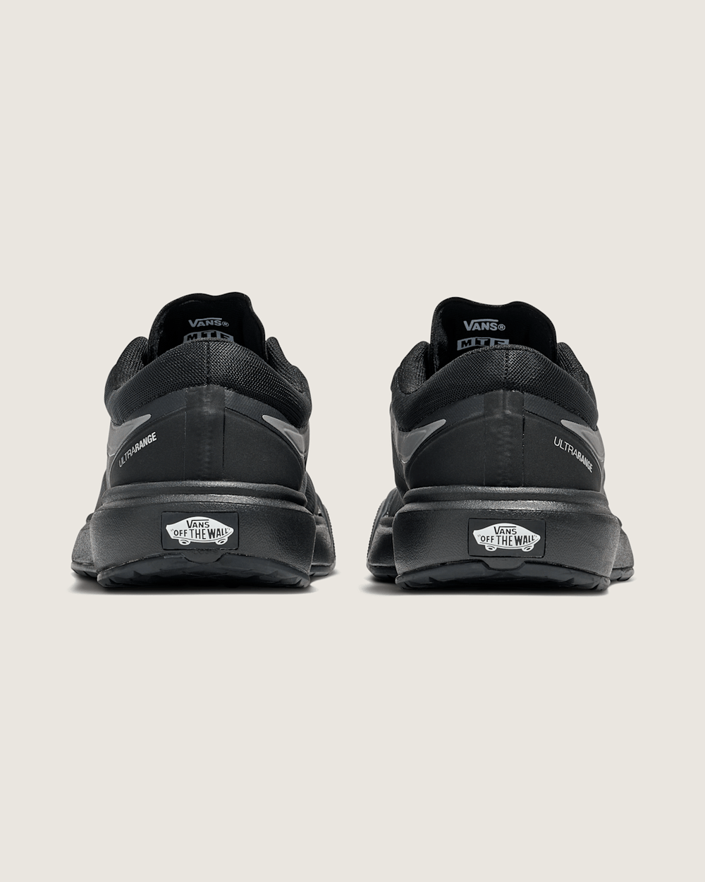 Women|Men Vans UltraRange 2.0 Shoe in Blackout