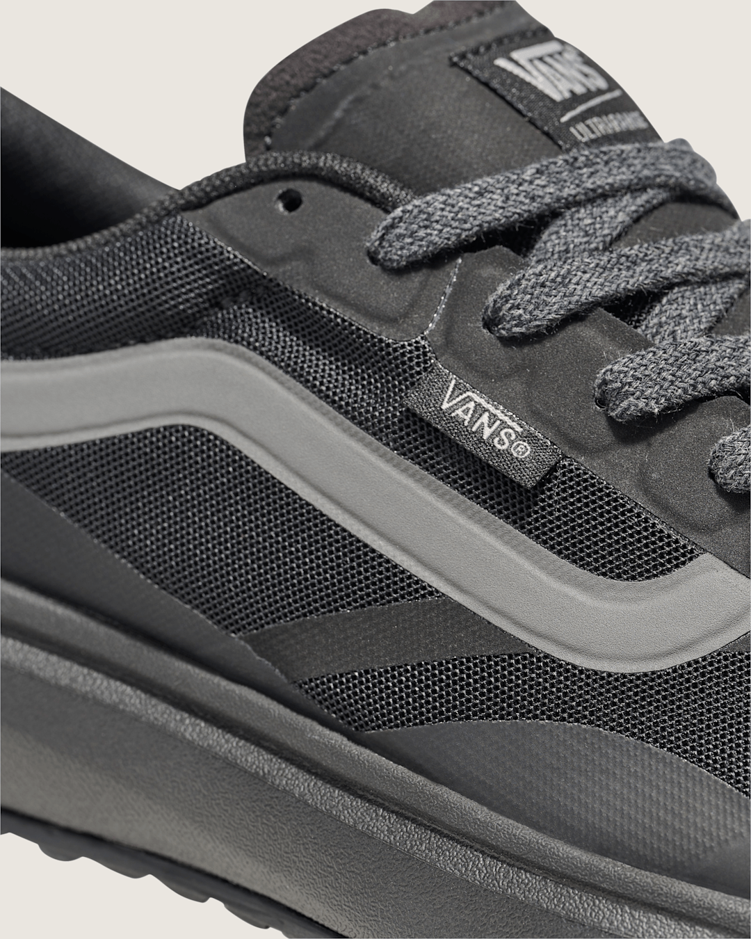 Women|Men Vans UltraRange 2.0 Shoe in Blackout