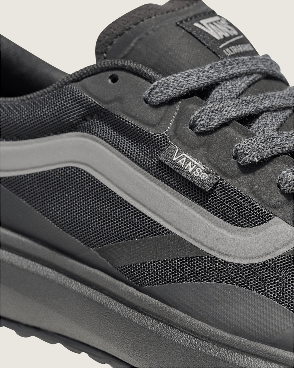 Women|Men Vans UltraRange 2.0 Shoe in Blackout
