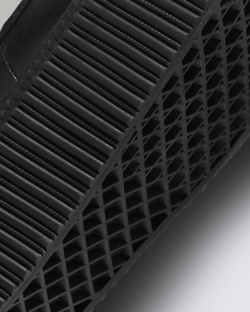 Women Vans Mary Jane Creeper Platform Shoe in Black