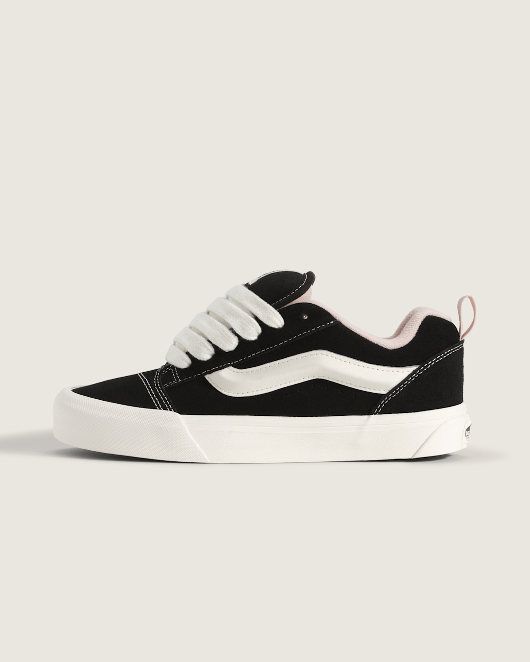 Women Vans Knu Skool Shoe in Black / Sepia Rose Pink