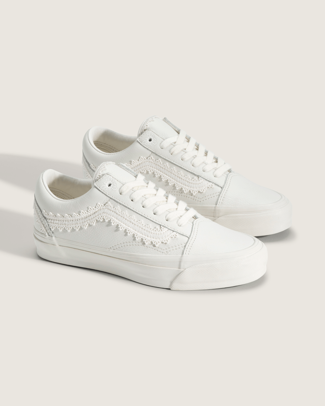 Women|Sale Vans Premium Old Skool Shoe in Marshmallow White