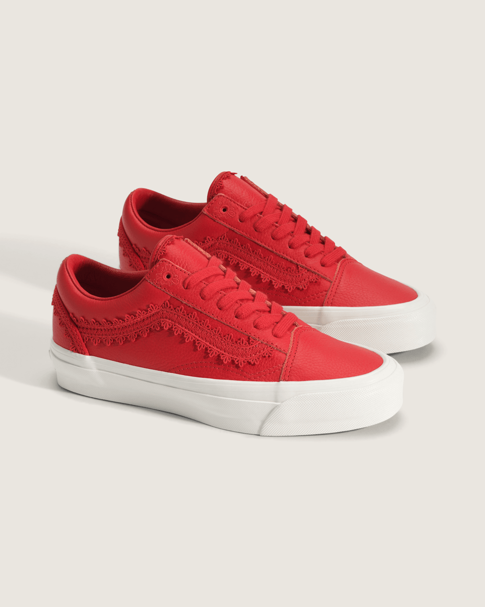 Women|Sale Vans Premium Old Skool Shoe in Racing Red