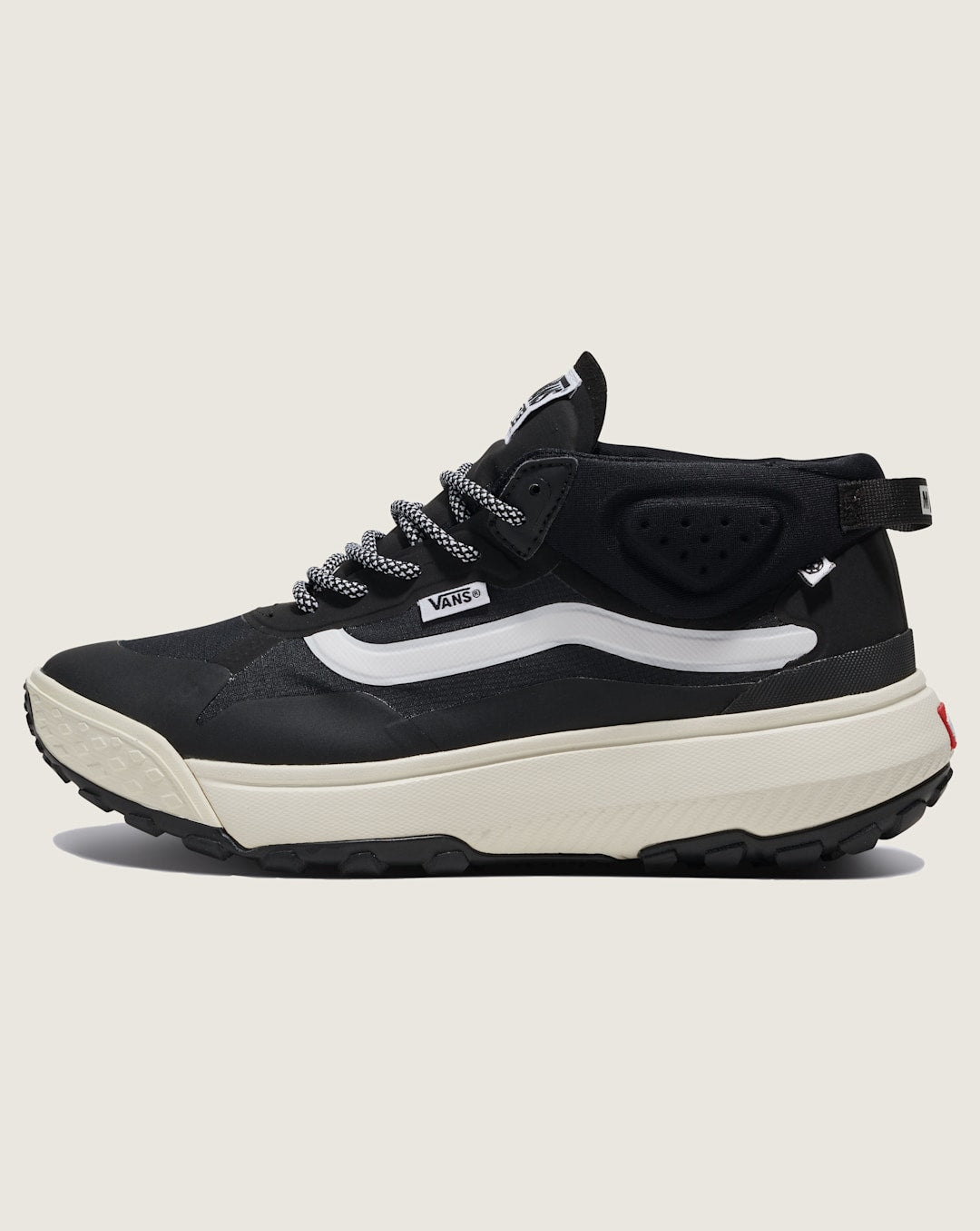Women|Men Vans Crosspath Mid Shoe in Black / White