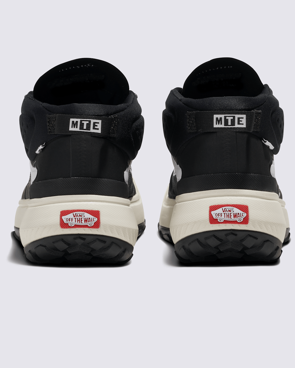 Women|Men Vans Crosspath Mid Shoe in Black / White