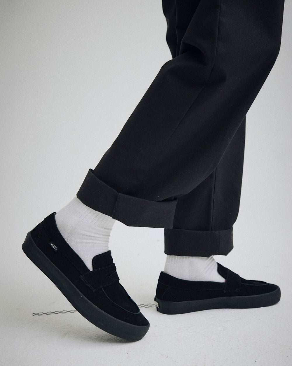 Women|Men Vans Skate Loafer Shoe in Blackout