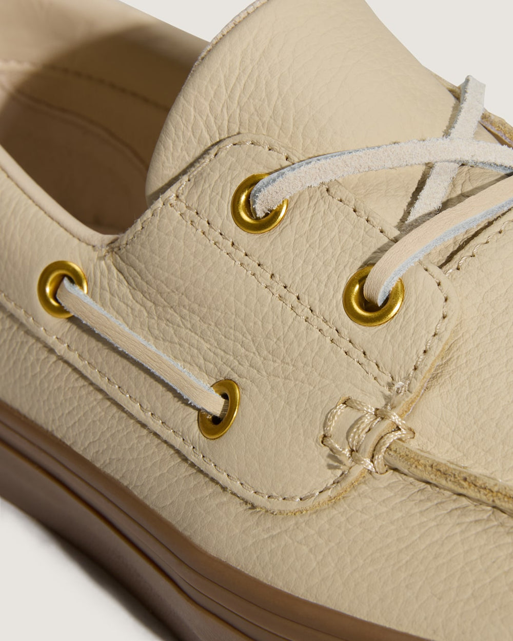 Women|Men Vans 2-Eyelet Boat Shoe in Tan Brown