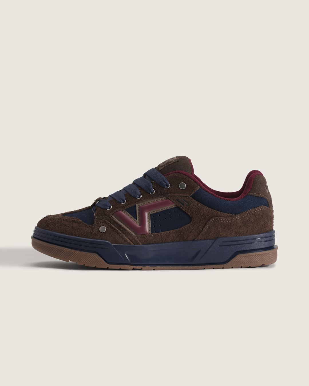 Women|Men Vans Upland Shoe in Dark Brown