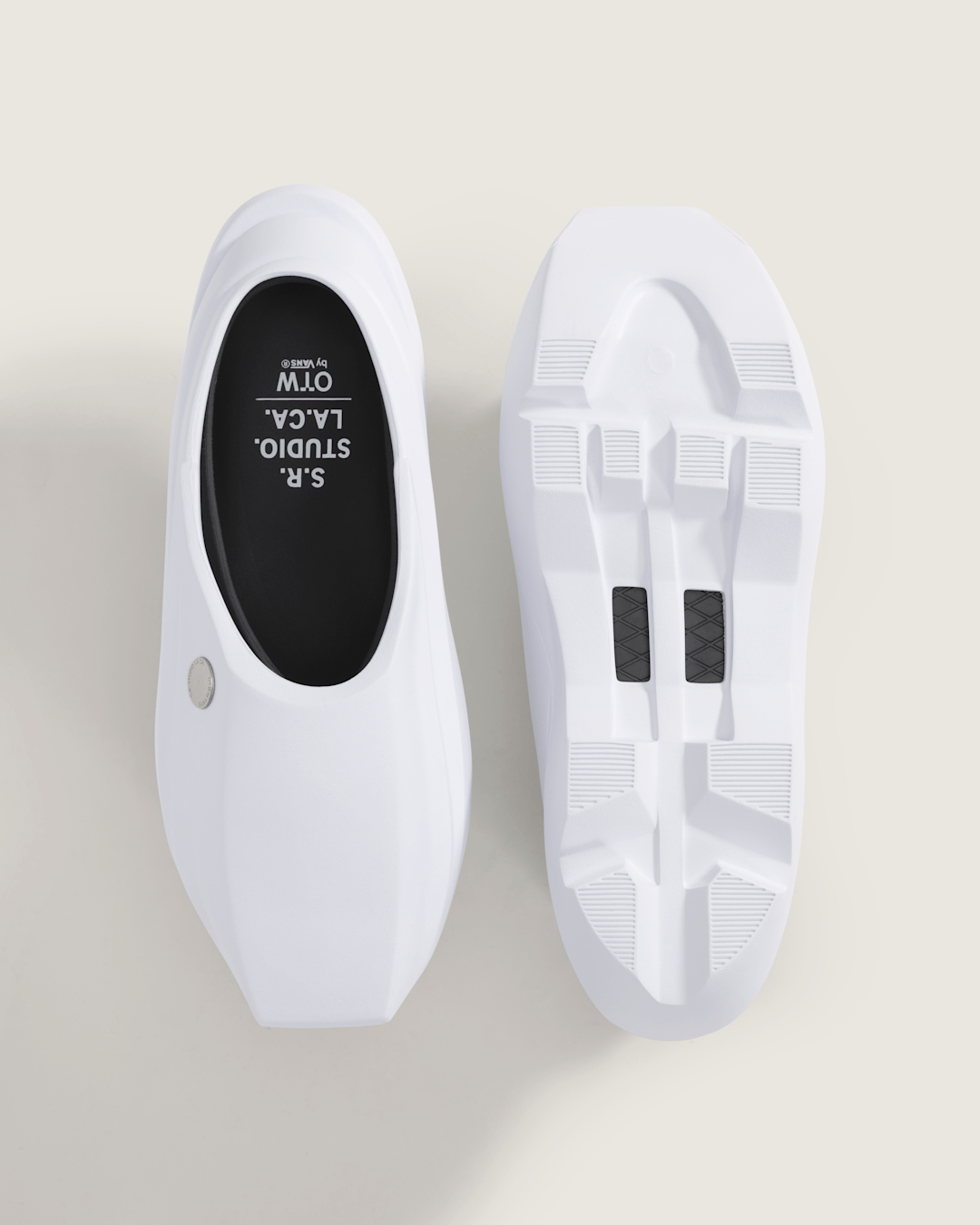Women Vans OTW by Vans X S.R. STUDIO. LA. CA. Clog in White / Black