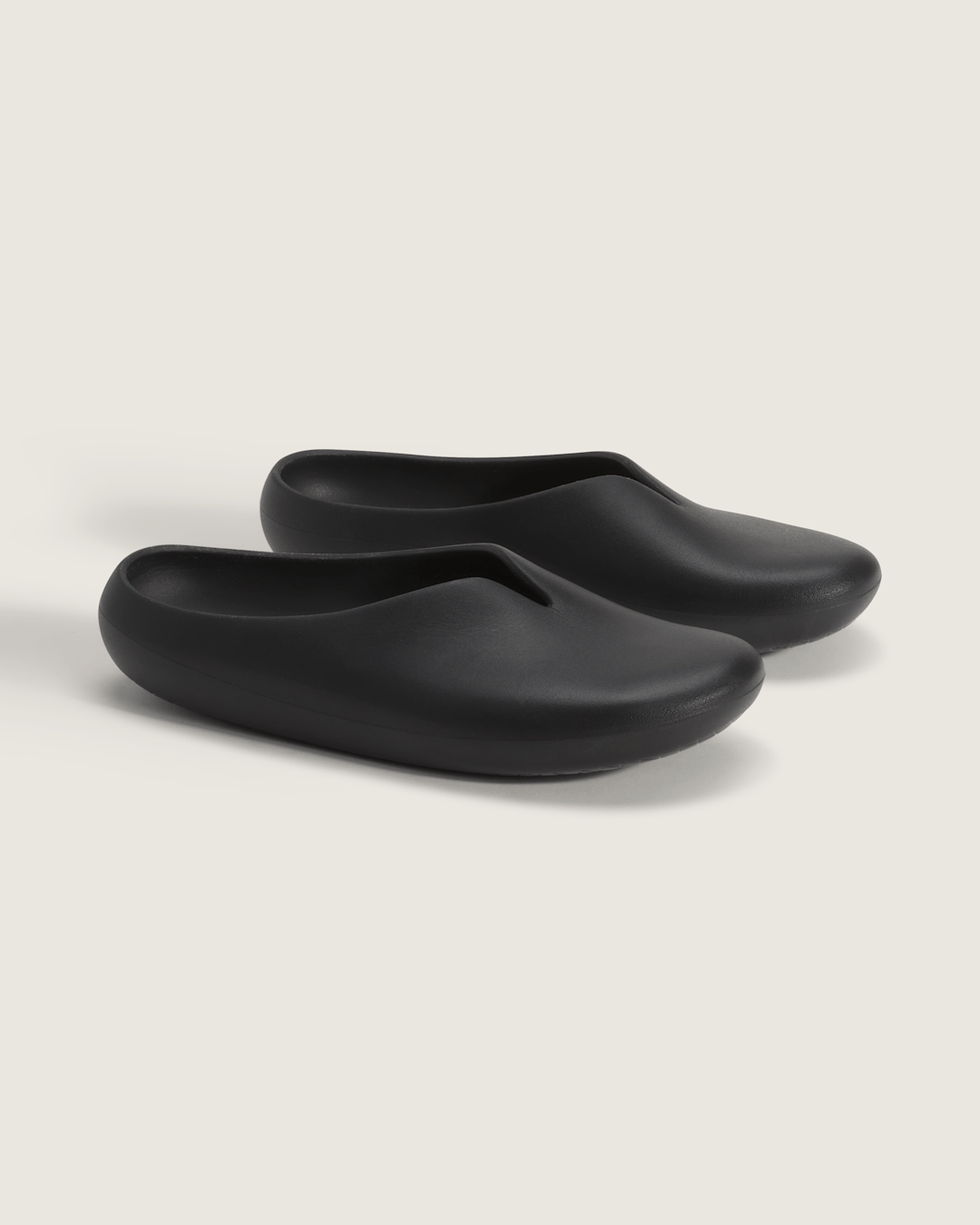 Women Vans OTW by Vans X S.R. STUDIO. LA. CA. Clog in White / Black