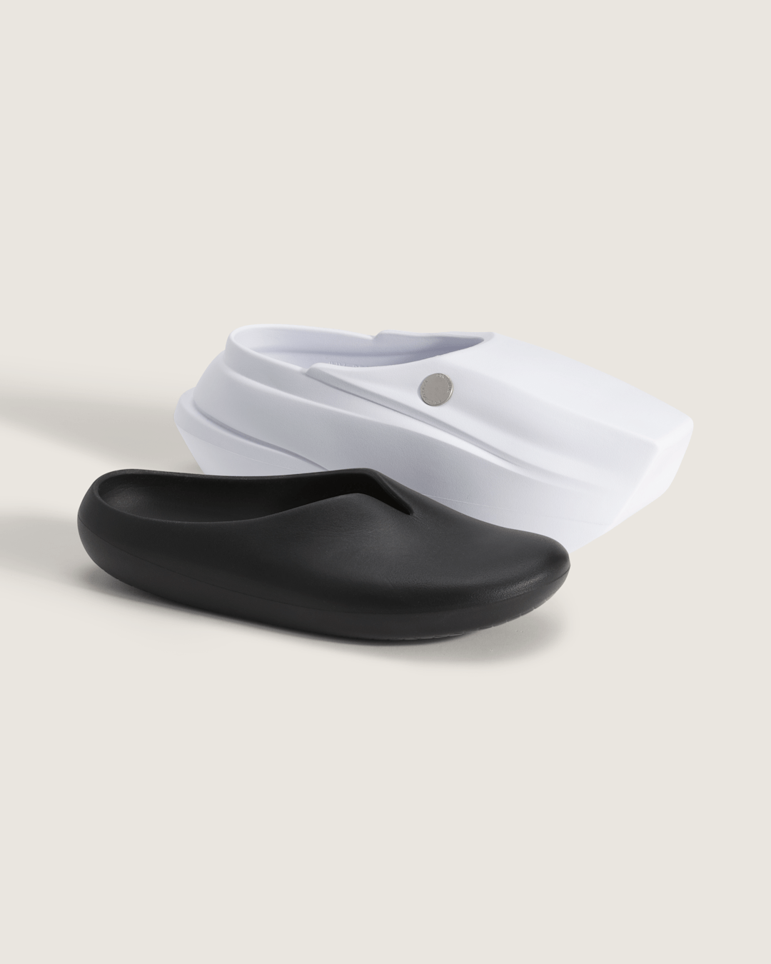 Women Vans OTW by Vans X S.R. STUDIO. LA. CA. Clog in White / Black