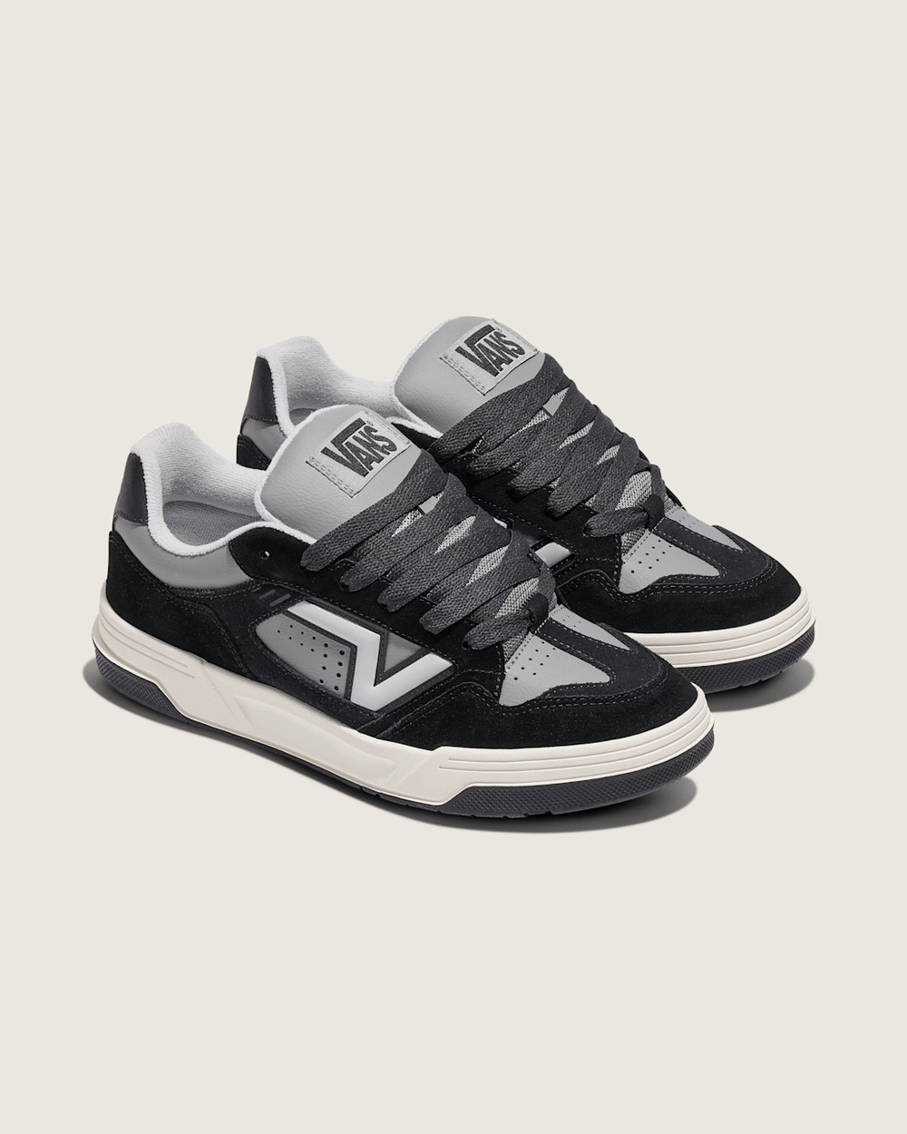 Women|Men|Sale Vans Upland Shoe in Black / Grey