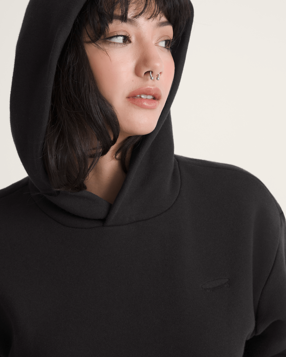 Women Vans Salton Pullover Hoodie in Black