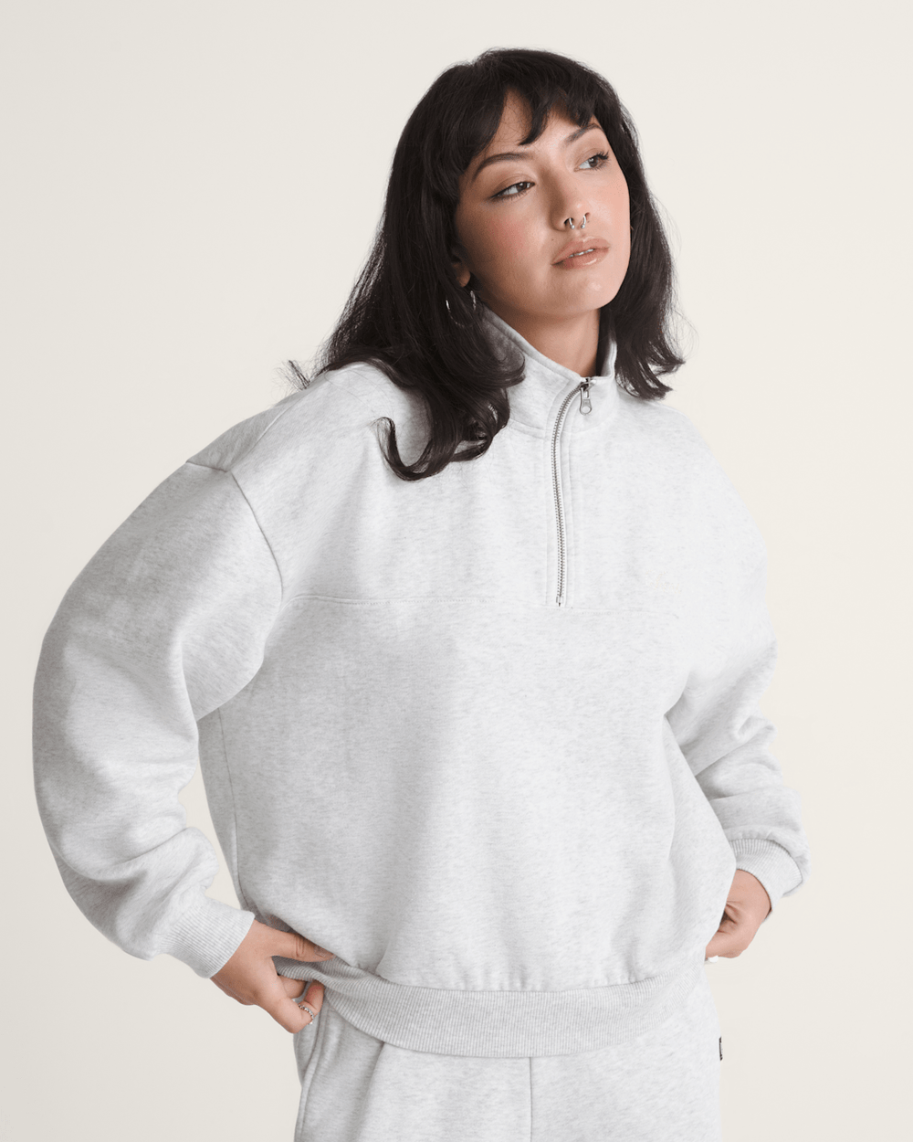 Women Vans Script Logo Mock Neck Sweatshirt in White Heather