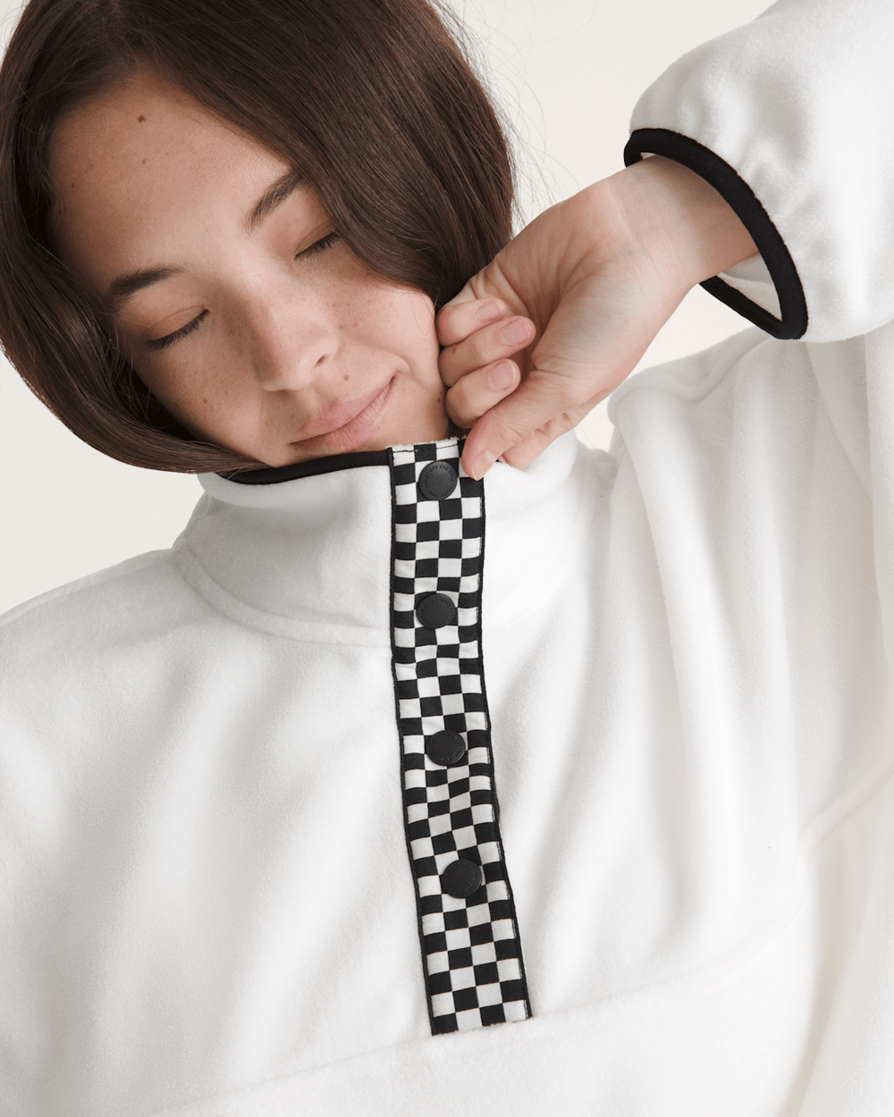 Women Vans Check Mark Polar Sweatshirt in Egret White