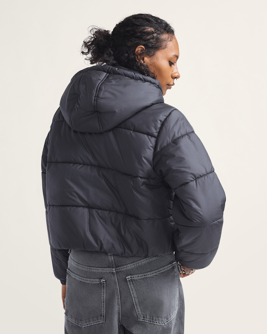 Women|Men Vans Hillgate Cropped Puffer Jacket in Black