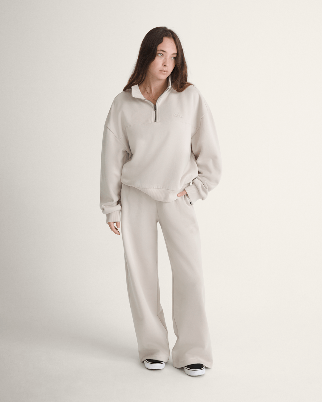 Women Vans Script Logo Mock Neck Sweatshirt in Taupe Mist Grey