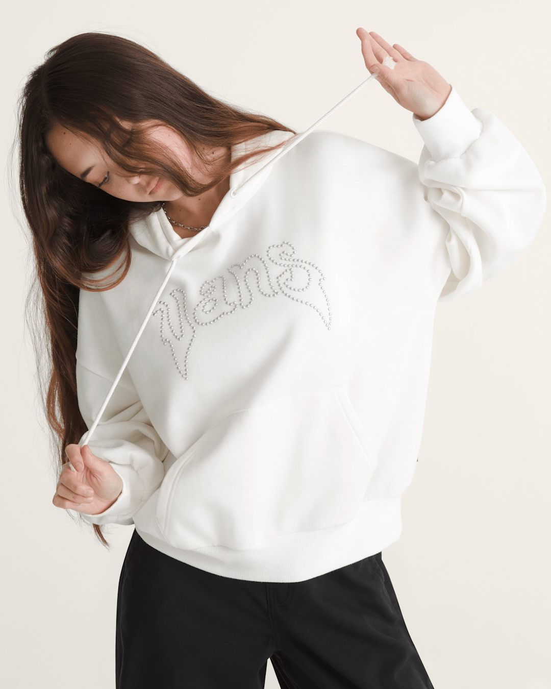 Women Vans Pearls Logo Retro Pullover Sweatshirt in Marshmallow White
