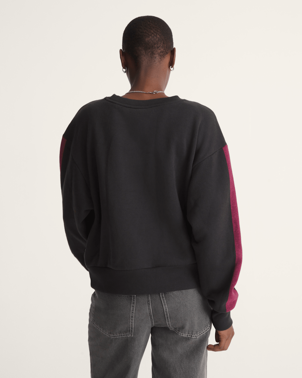Women Vans Faster Crew Sweatshirt in Black / Pink