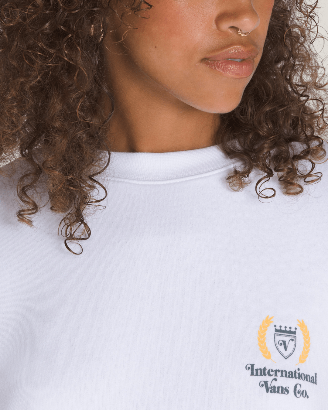 Women Vans Sport International 66 Crew Sweatshirt in White