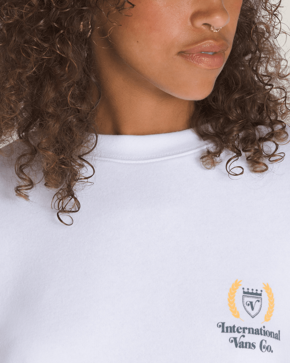 Women Vans Sport International 66 Crew Sweatshirt in White