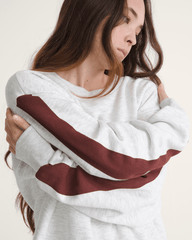 Women Vans Faster Crew Sweatshirt in Heather White / Port Royal Red