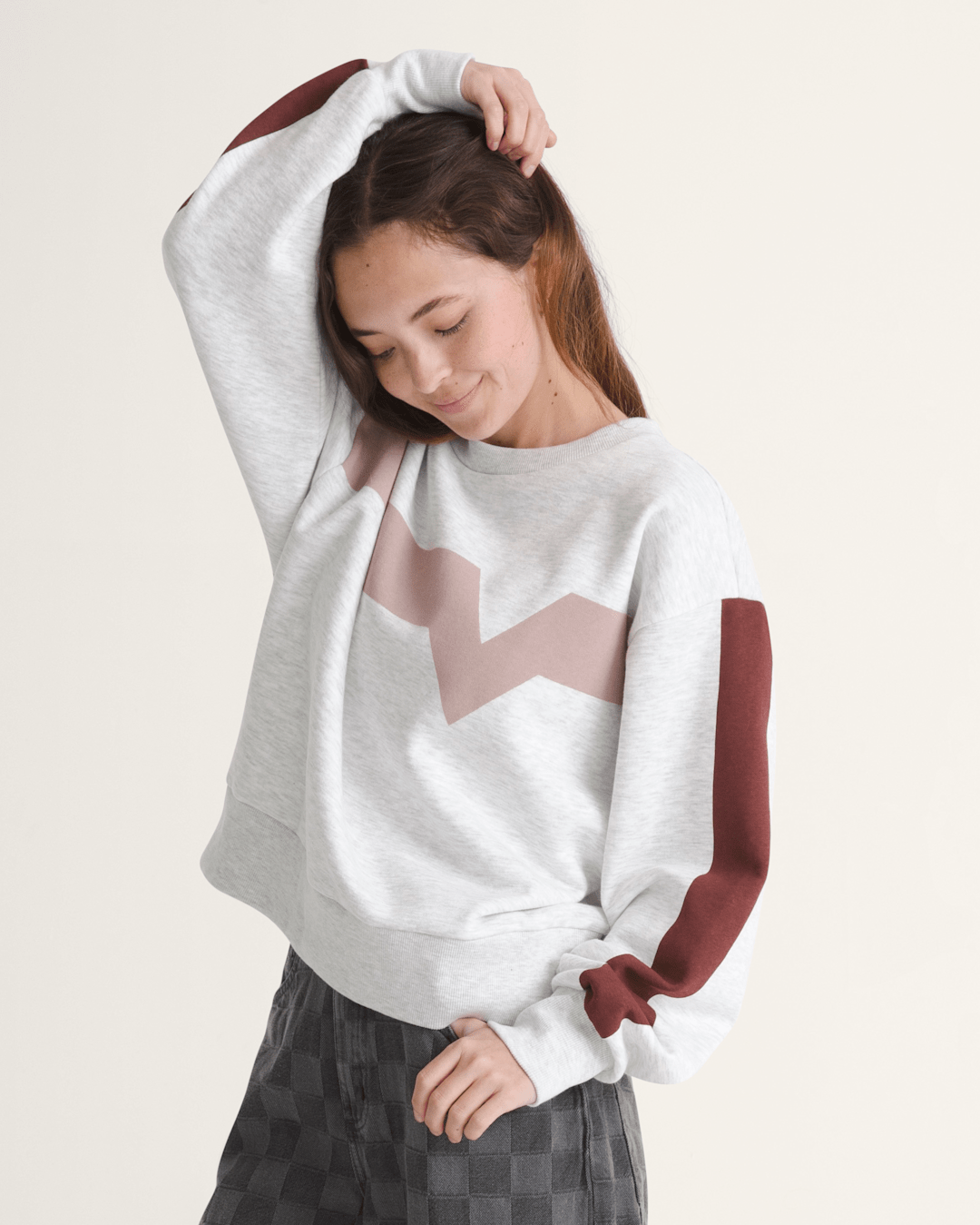 Women Vans Faster Crew Sweatshirt in Heather White / Port Royal Red