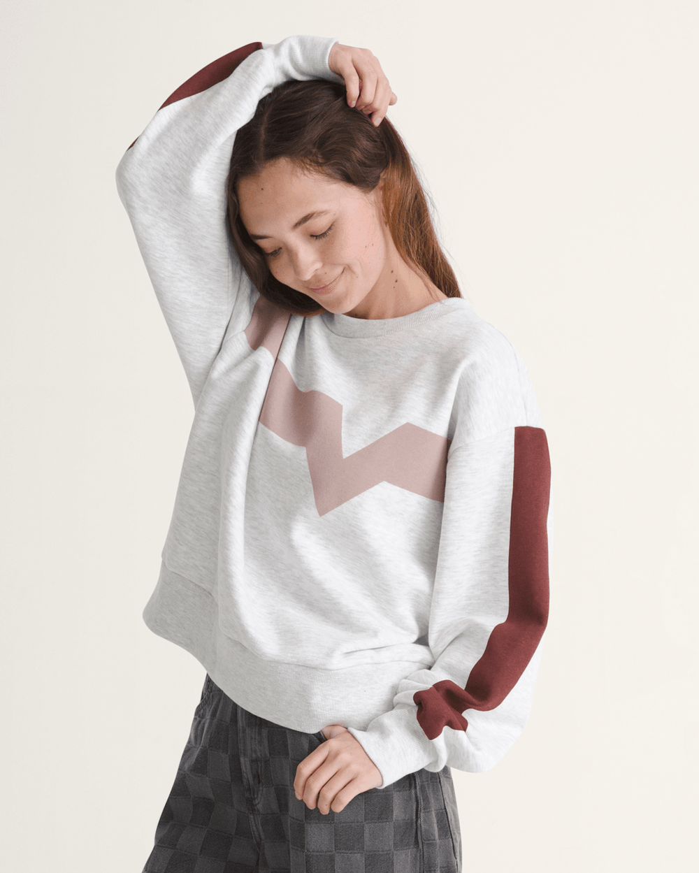 Women Vans Faster Crew Sweatshirt in Heather White / Port Royal Red