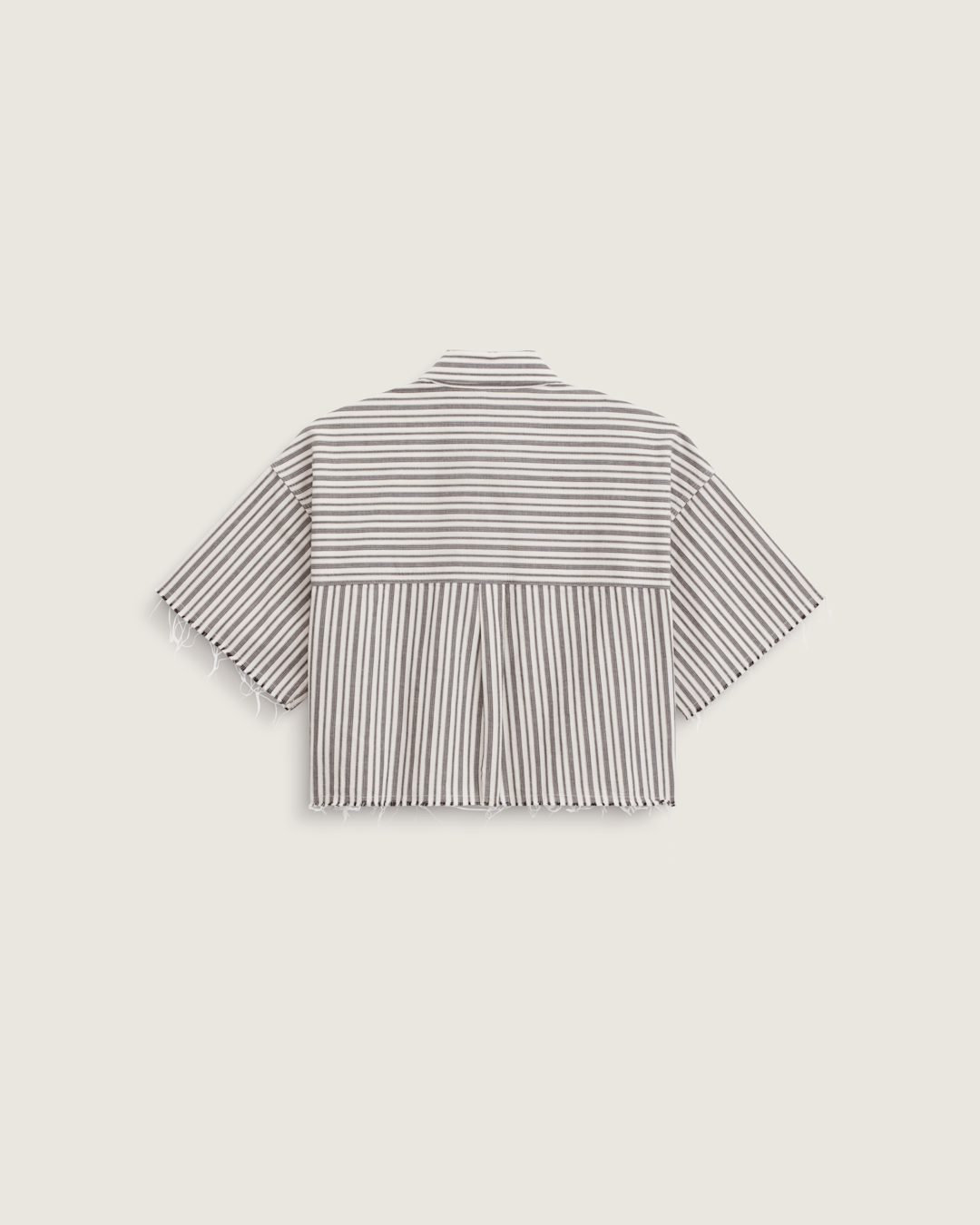 Women Vans Crop Shirt in Black-White