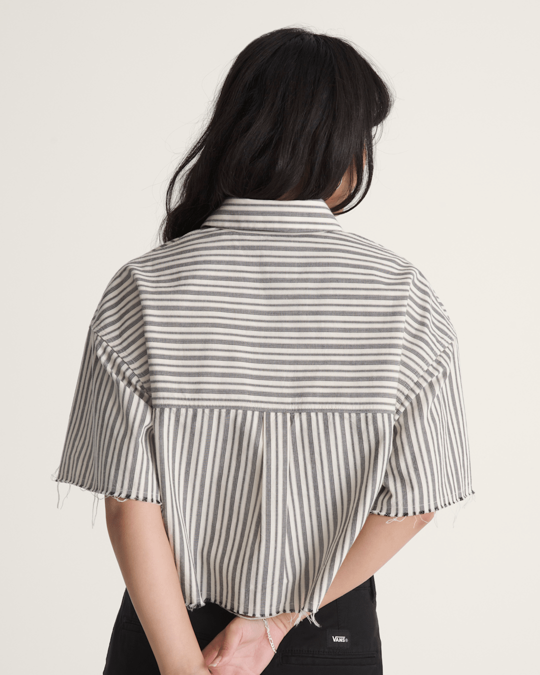 Women Vans Crop Shirt in Black-White