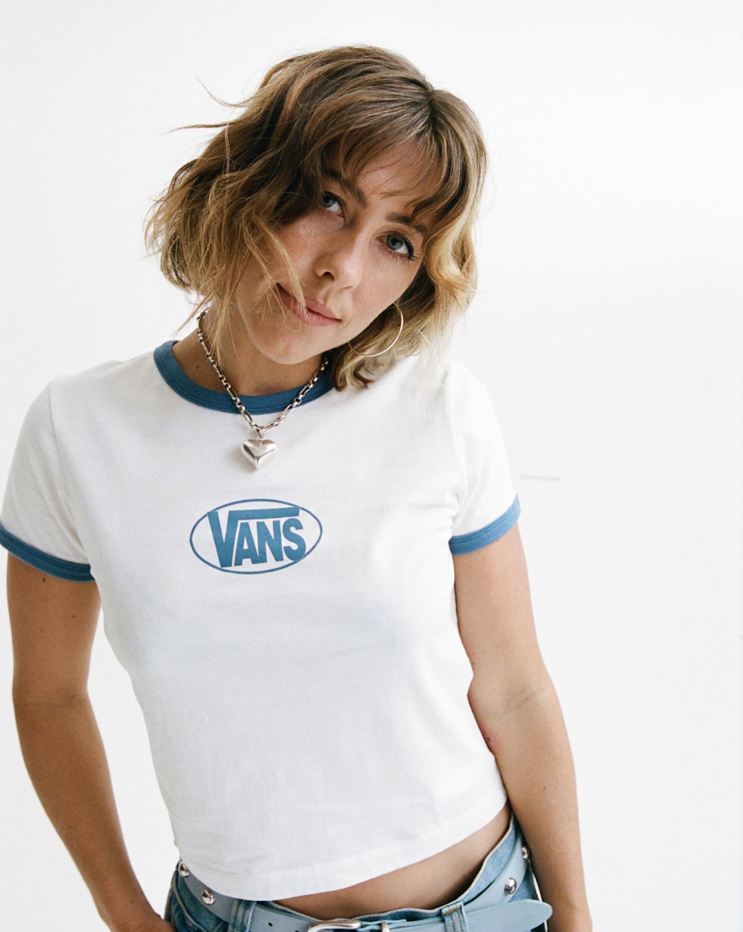 Women Vans Circle V Ringer Tee in Egret