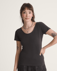 Women Vans Double Scoop T-Shirt in Faded Black