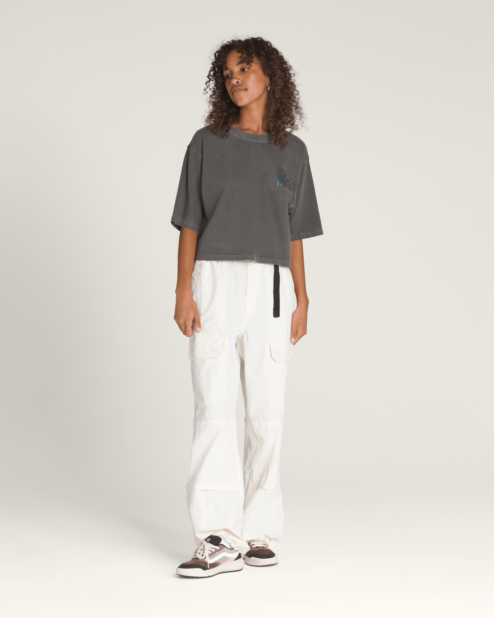Women Vans Wildthorn Reflective T-Shirt in Faded Black